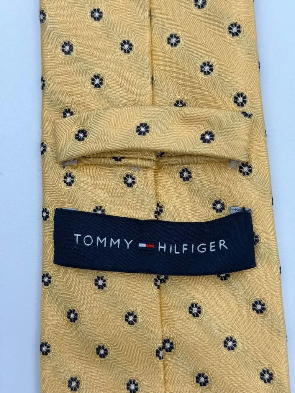 Tommy Hilfiger 100% Silk Yellow and Blue Floral Pattern Necktie